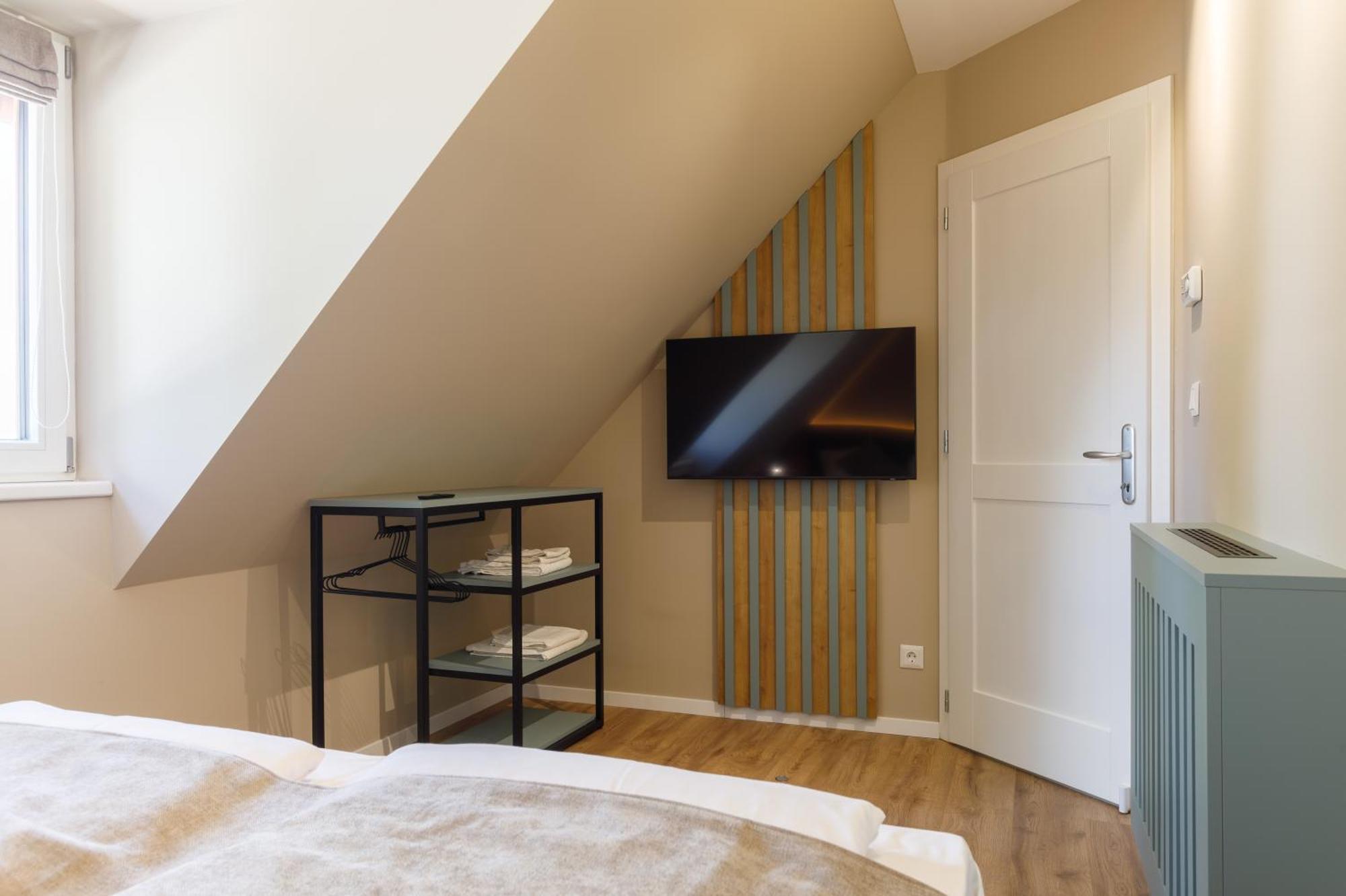 Lepke Apartmanház és Étterem Tihany Exterior foto