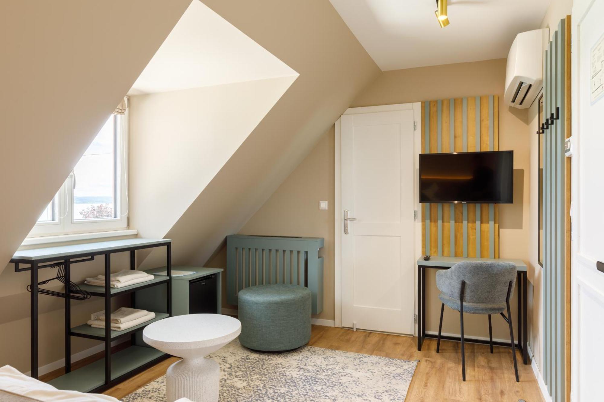 Lepke Apartmanház és Étterem Tihany Exterior foto