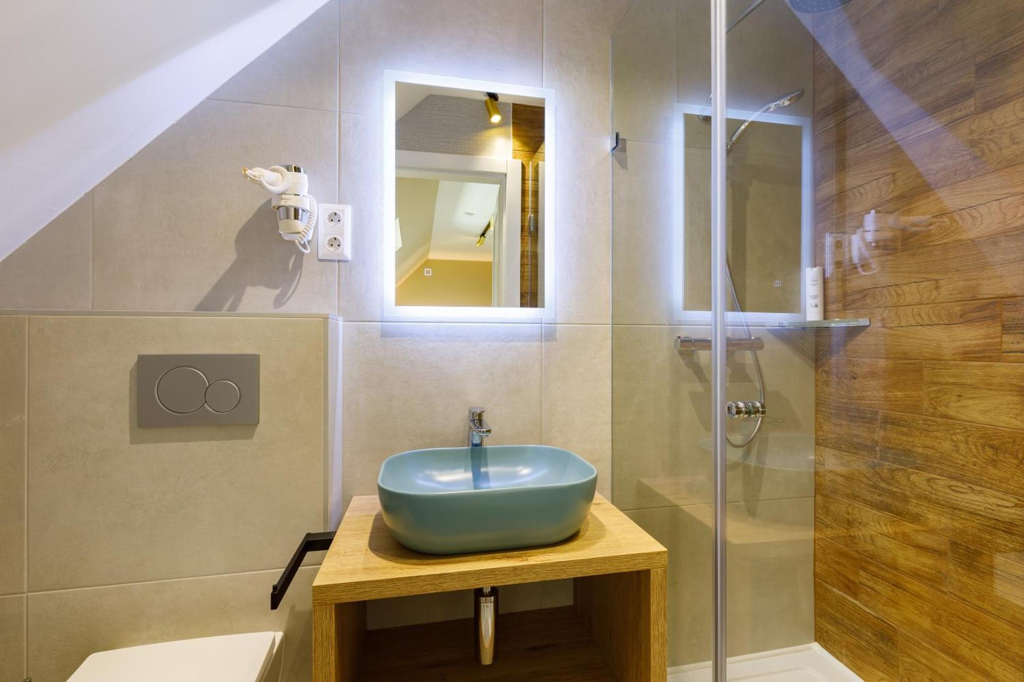Lepke Apartmanház és Étterem Tihany Exterior foto