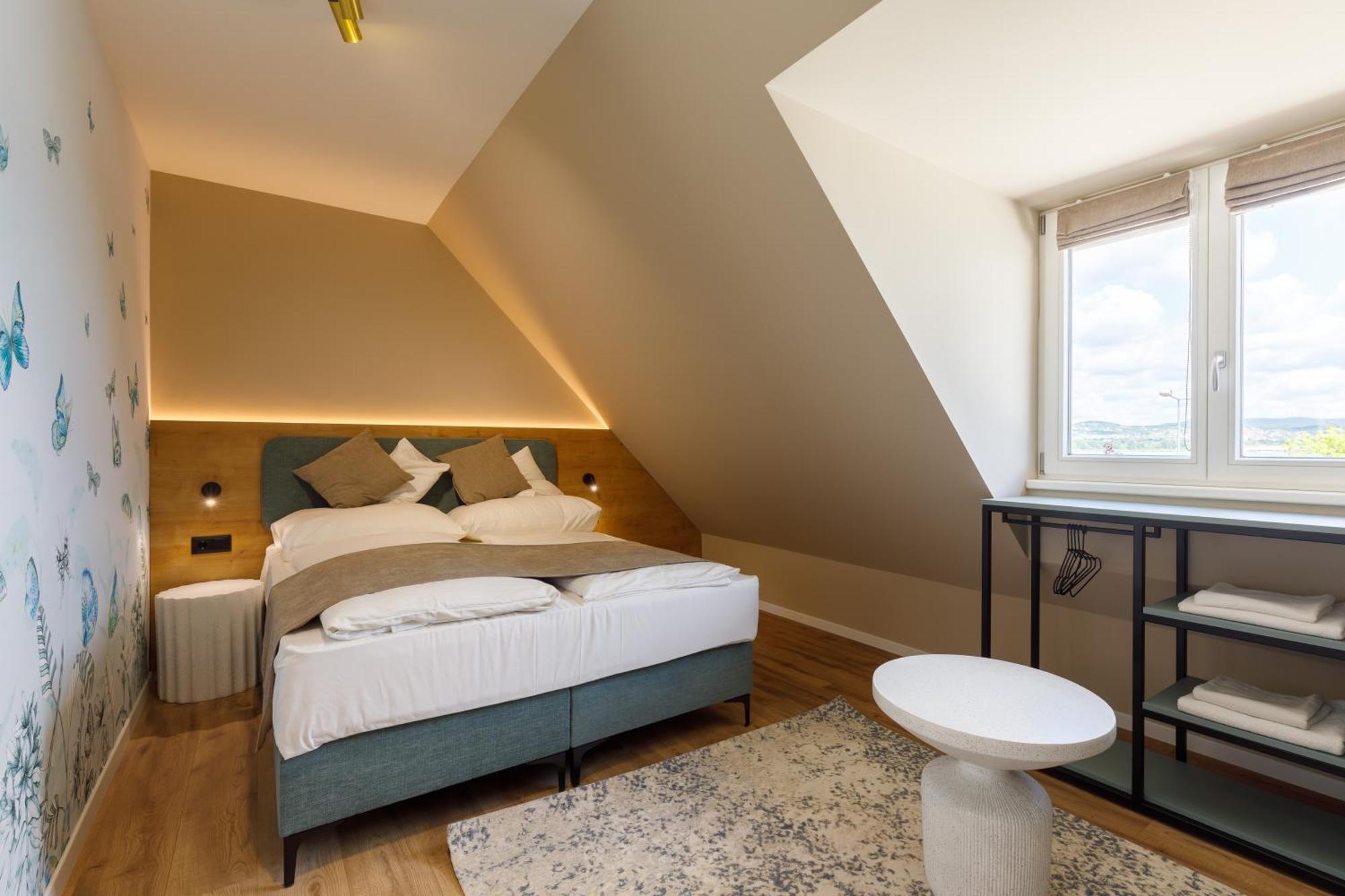 Lepke Apartmanház és Étterem Tihany Exterior foto