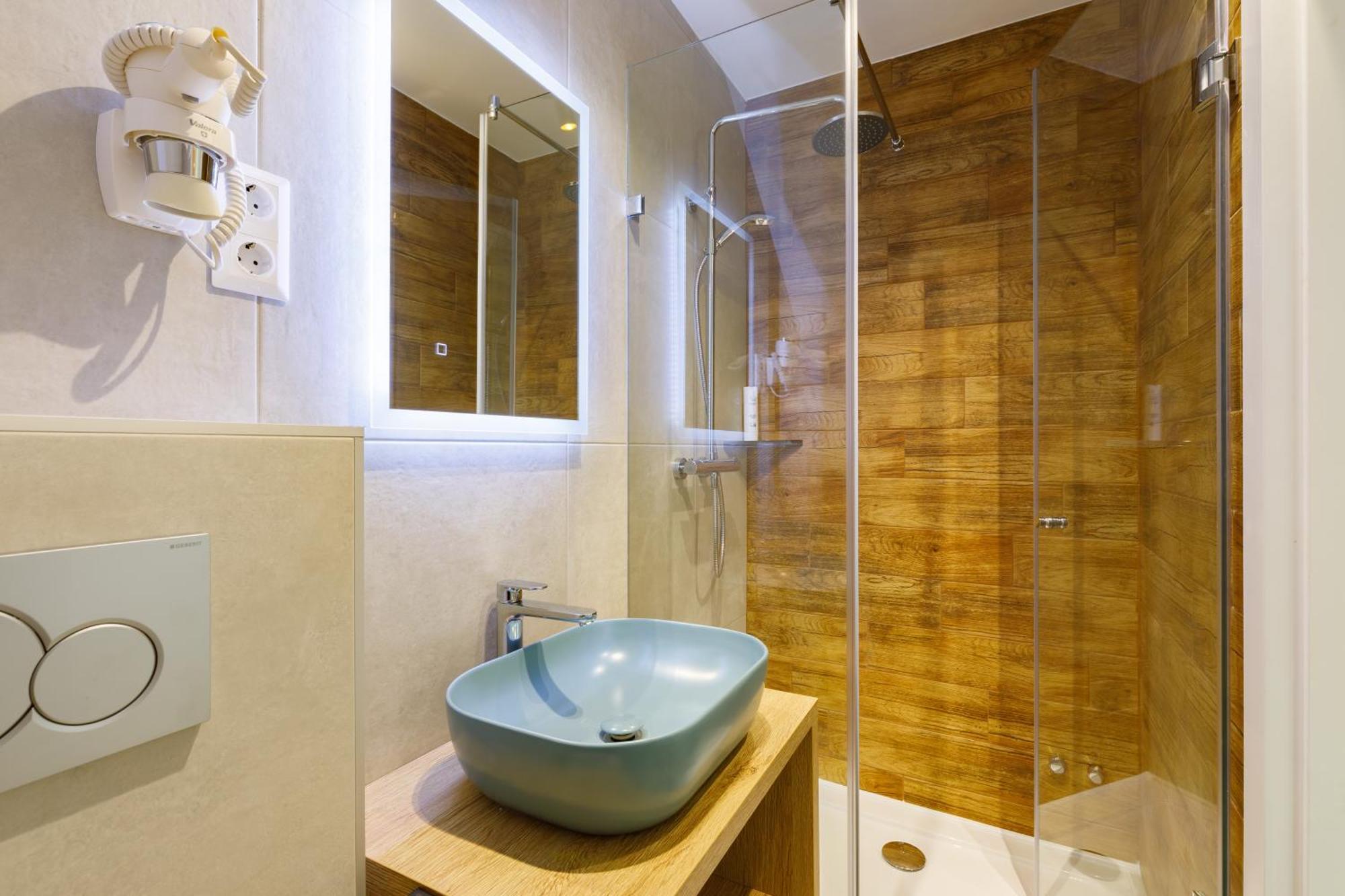 Lepke Apartmanház és Étterem Tihany Exterior foto